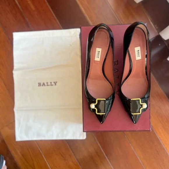 Bally Black Patent Pointed Toe Heels with Gold Trim & Pearl Accent - Picture 2 of 7